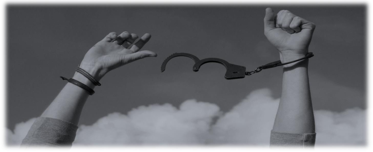 gökyüzü, bulut, dış mekan, kişi, şahıs içeren bir resim Açıklama otomatik olarak oluşturuldu